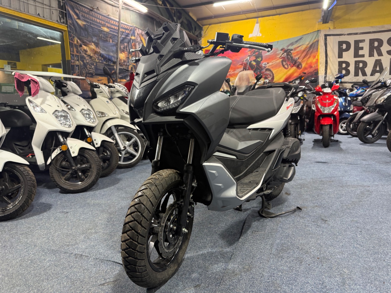 Aprilia  SR GT 125