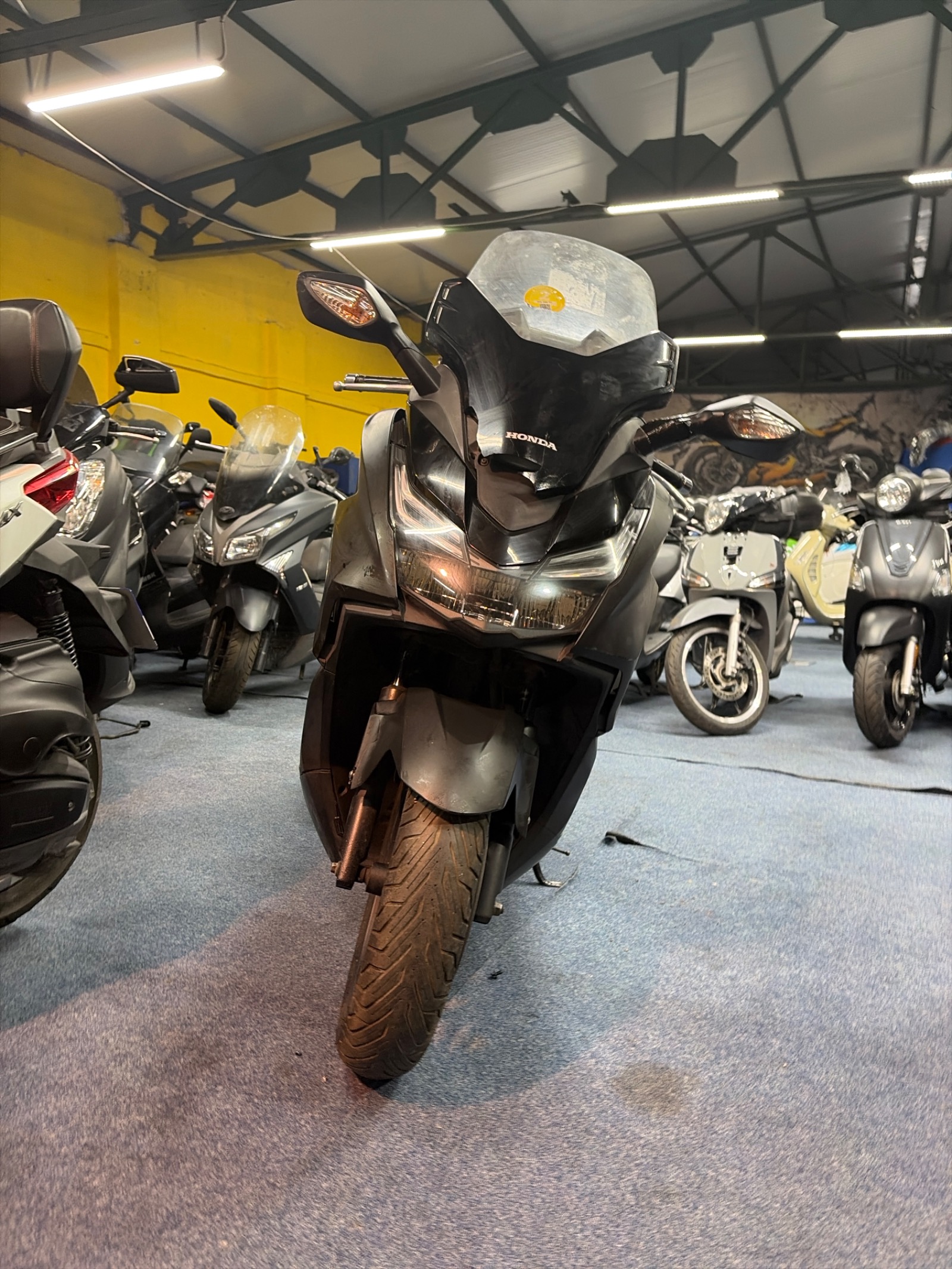 Honda  Forza 125